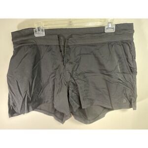The North Face Women's Black Motion Pull-On 6 Inch Short Size XL